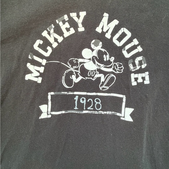 Uniqlo UT Mickey Mouse 1928 Black Long Sleeve Tee Crew Neck Size S - Picture 4 of 7